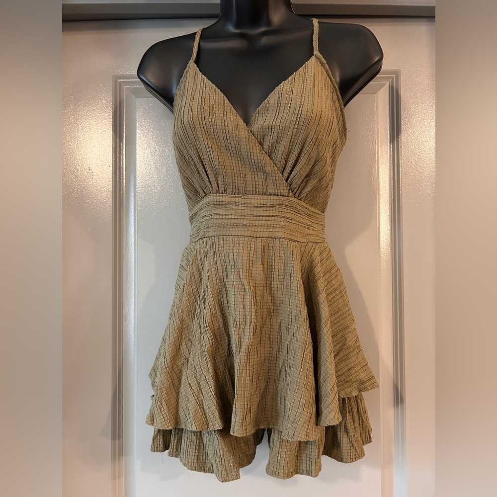 Textured ruffles mini skort romper